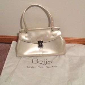 Beijo purse